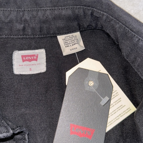 Levis Black Jacket - Picture 2 of 2